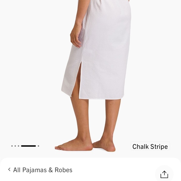 Hanro
Urban Casuals - Picture 3 of 7